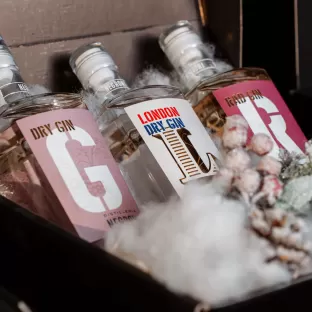 Confezione regalo di 3 bottiglie di Gin Diversi